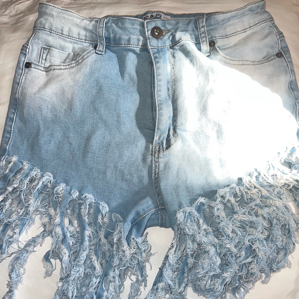 Fringe shorts